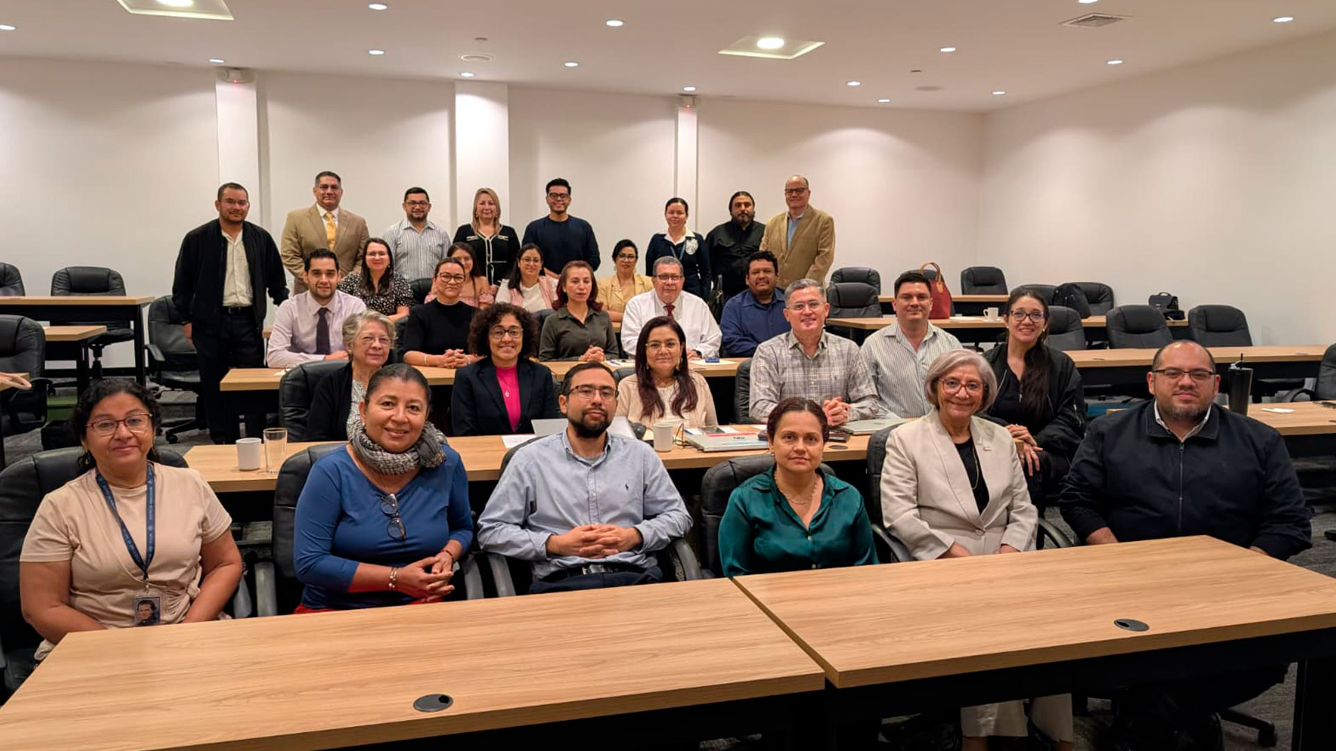 Fortaleciendo el abordaje integral del cáncer de mama: Taller sobre la importancia del informe histopatológico